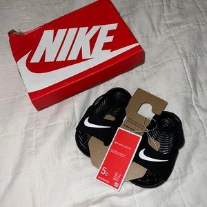 NWT Nike Kawa Slide (TD) size 5